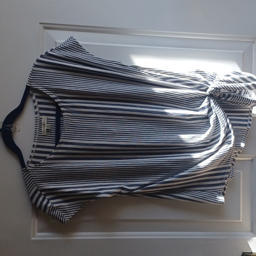 Max Studio Blue striped tie front top, NWOT